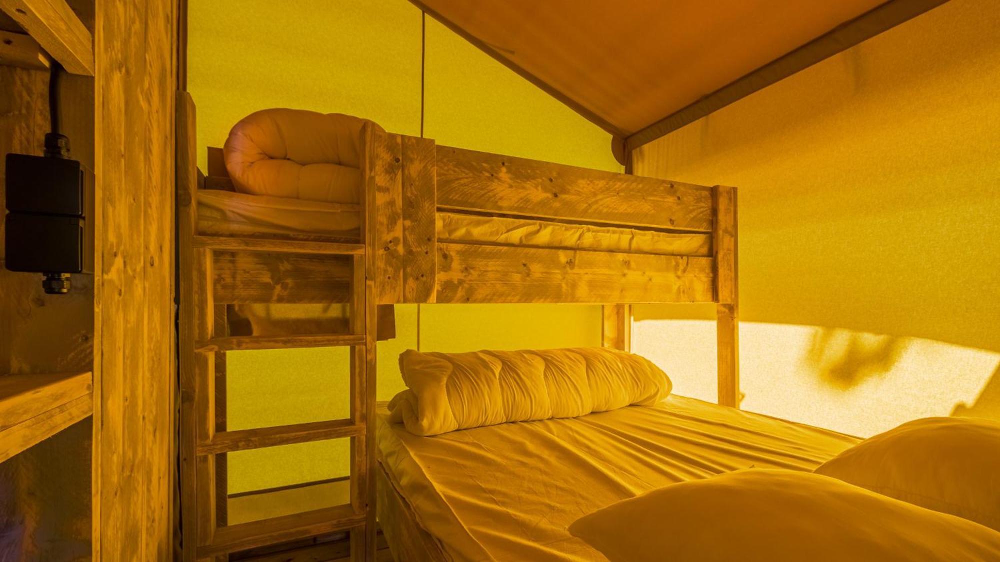 Camping Saint Michel Courtils Luaran gambar