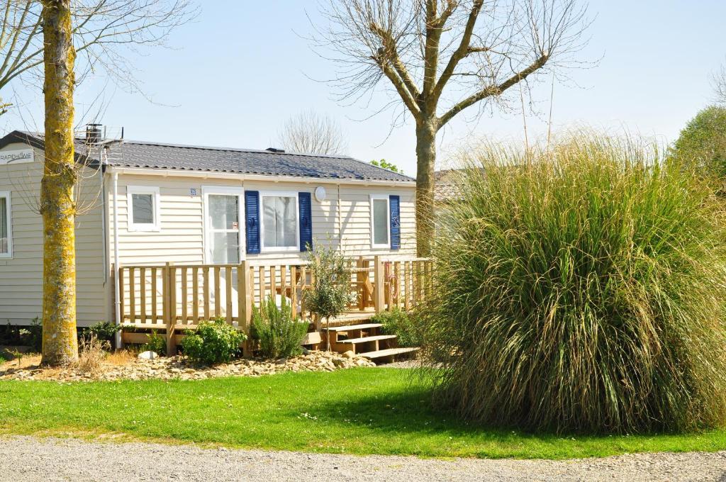 Camping Saint Michel Courtils Bilik gambar